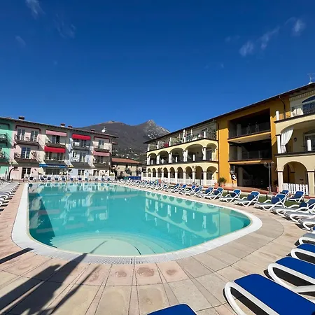 Apartamento Giardino Dei Colori 212 Pool And Family Friendly