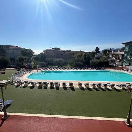 Giardino Dei Colori 212 Pool And Family Friendly *