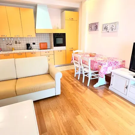 Giardino Dei Colori 212 Pool And Family Friendly Apartamento Toscolano-Maderno